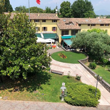 Irides Rooms A Un Passo Dai Parchi Divertimento Lazise Buitenkant foto