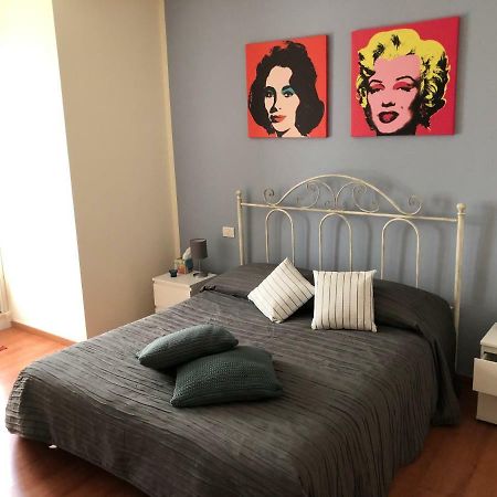 Irides Rooms A Un Passo Dai Parchi Divertimento Lazise Buitenkant foto